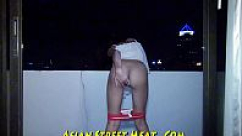 โม๊กควย แตกคาปาก เย็ดสาวตัวเล็ก